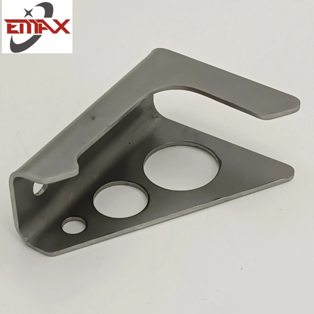 Corte a laser de alumínio inoxidável personalizado OEM, estampagem de aço de dobra